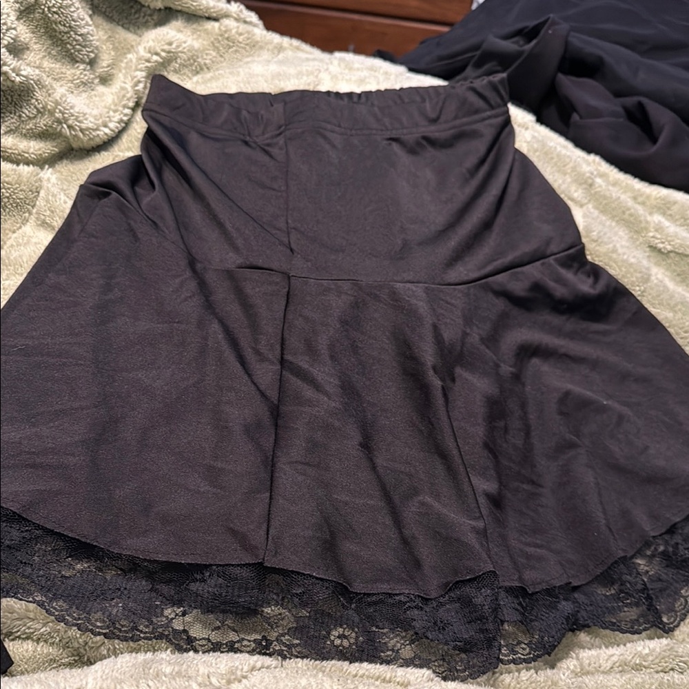 SHEIN Black Midi Skirt with Lace Hem